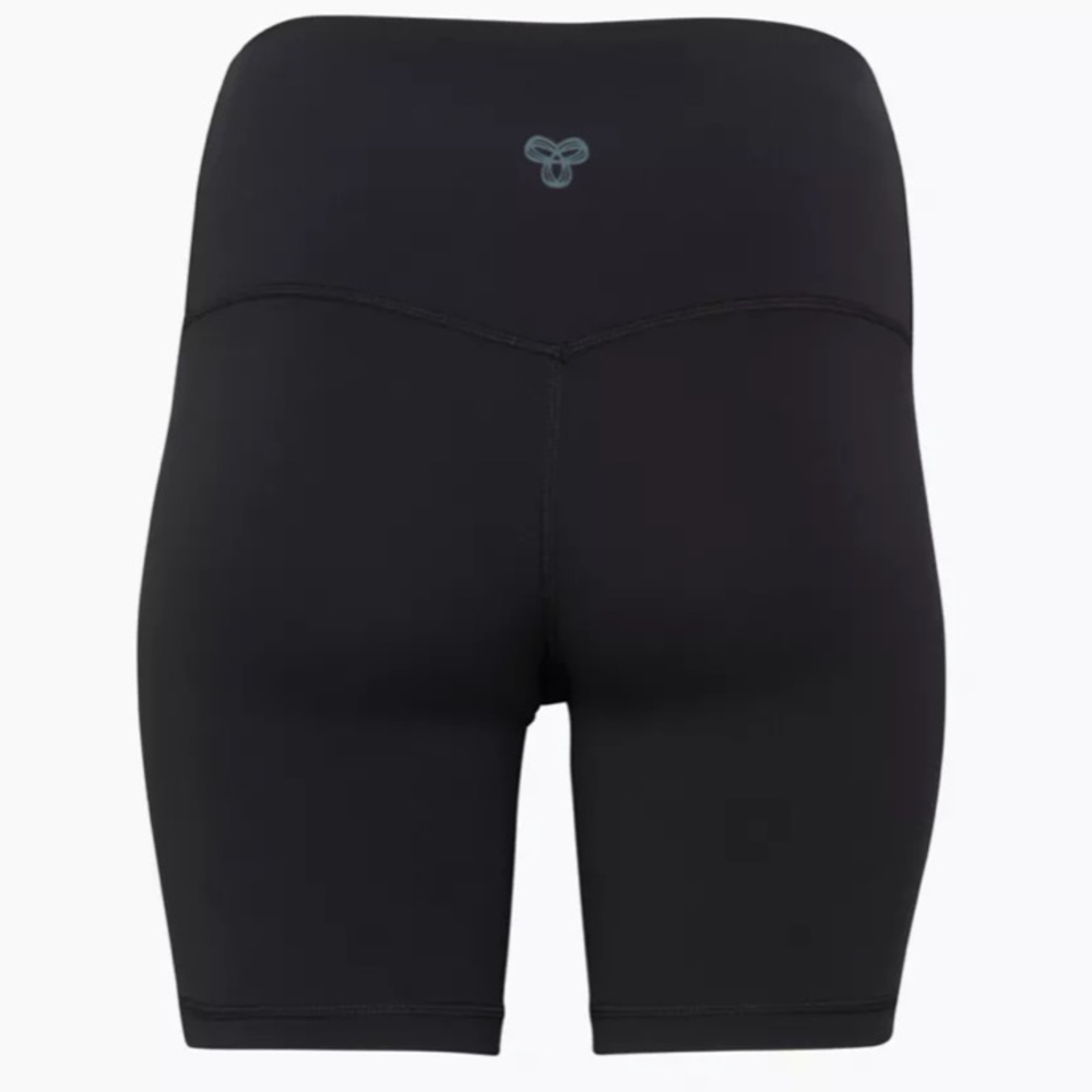 TNABUTTER Cheeky hi rise 7” Short